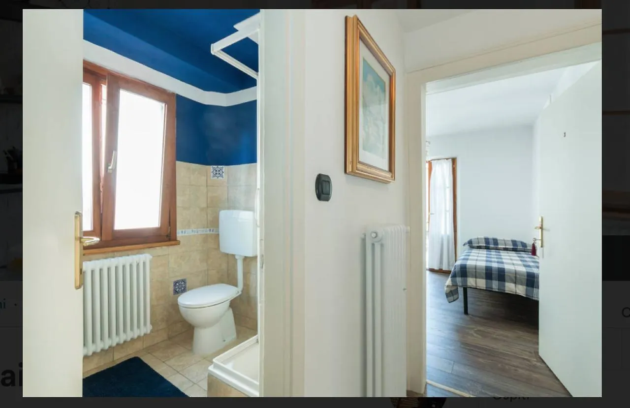 Bed and Breakfast Casa Sakurai Сан-Феделе-Интельви 0*,