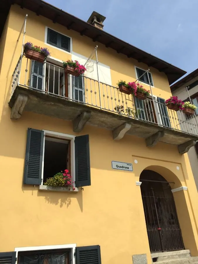 Casa Sakurai Bed & Breakfast San Fedele Intelvi Italy